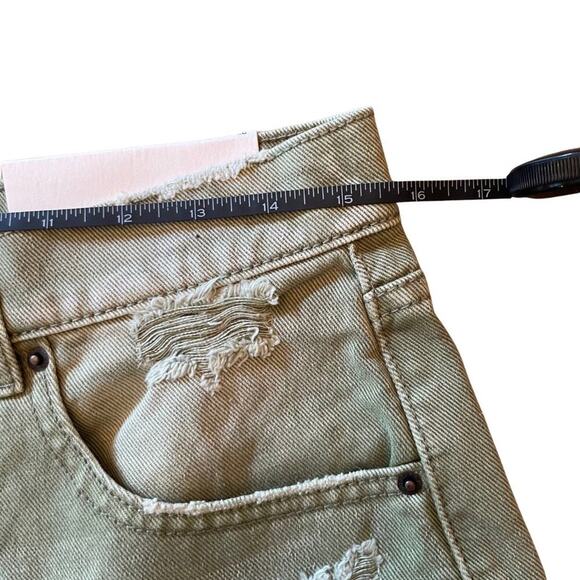 Urban Outfitters BDG Dropped Waist Destroy Denim Shorts Size 27 NWT 741N - Picture 5 of 11